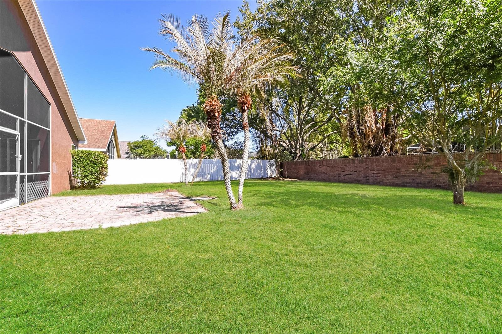 Image 29 of 30 For 20 Heather Green Court