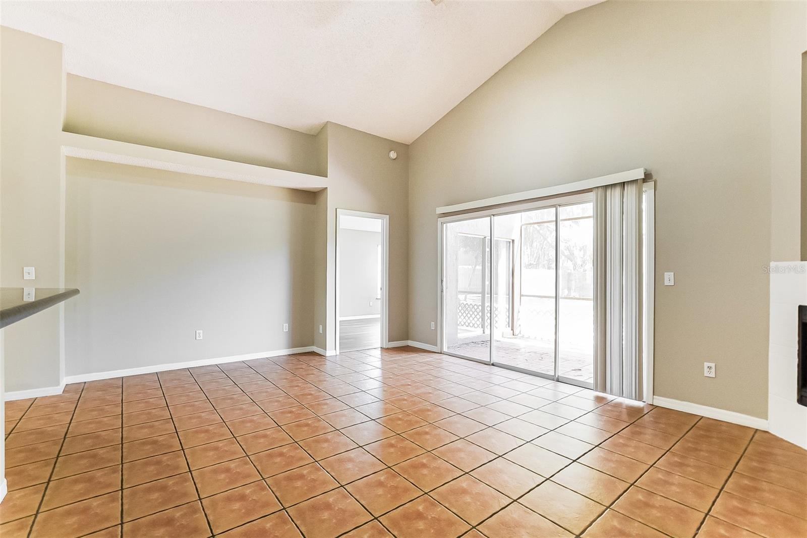 Image 3 of 30 For 20 Heather Green Court