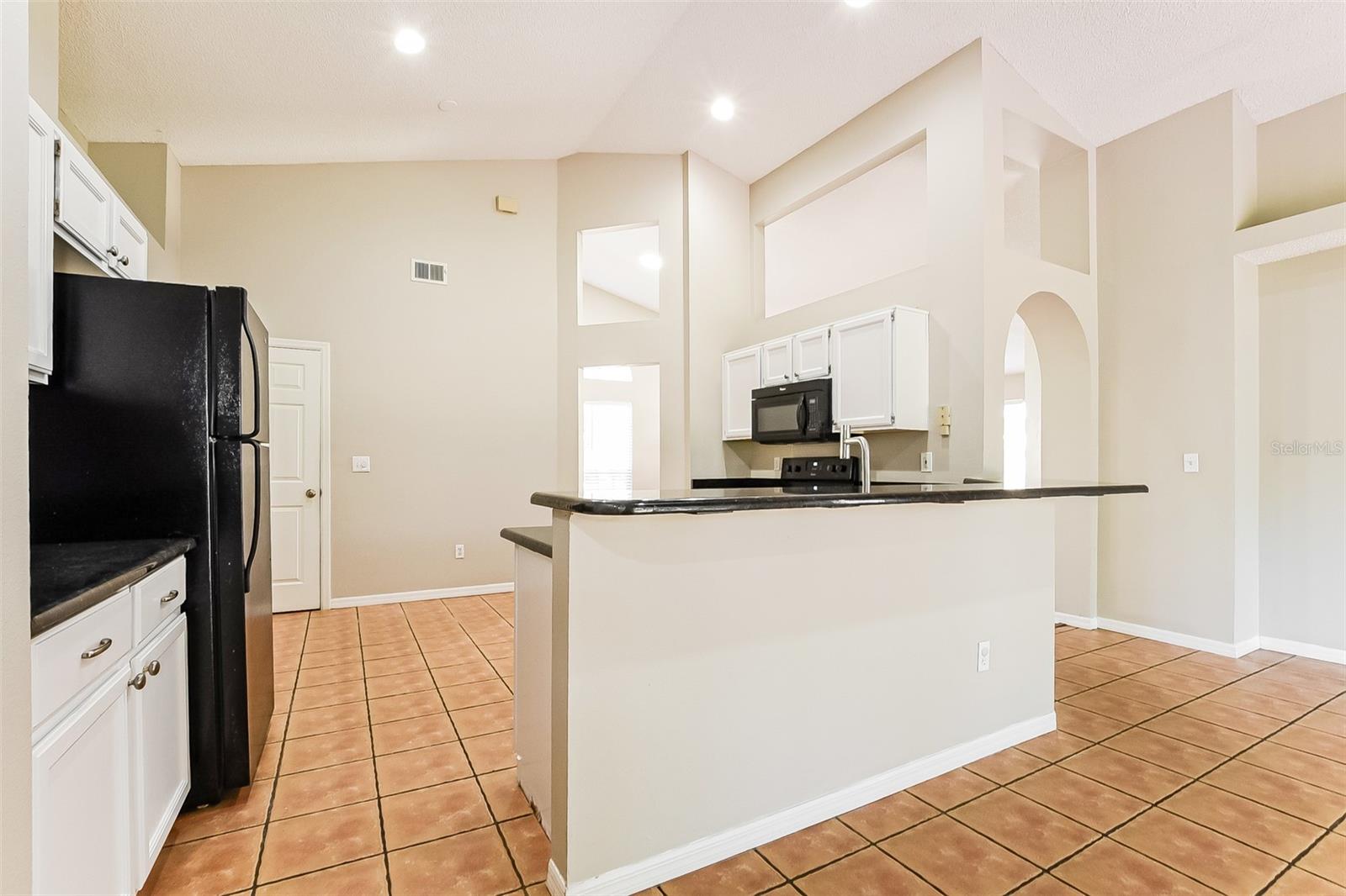 Image 9 of 30 For 20 Heather Green Court