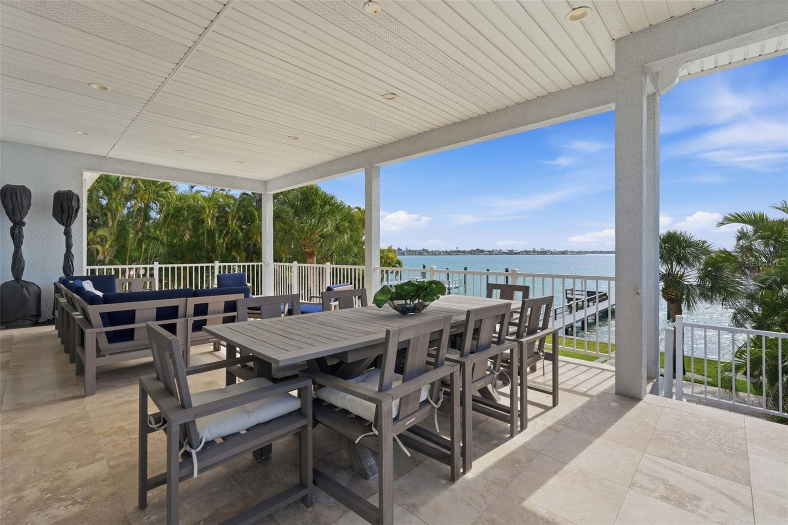 Image 11 of 62 For 7115 Bay Street