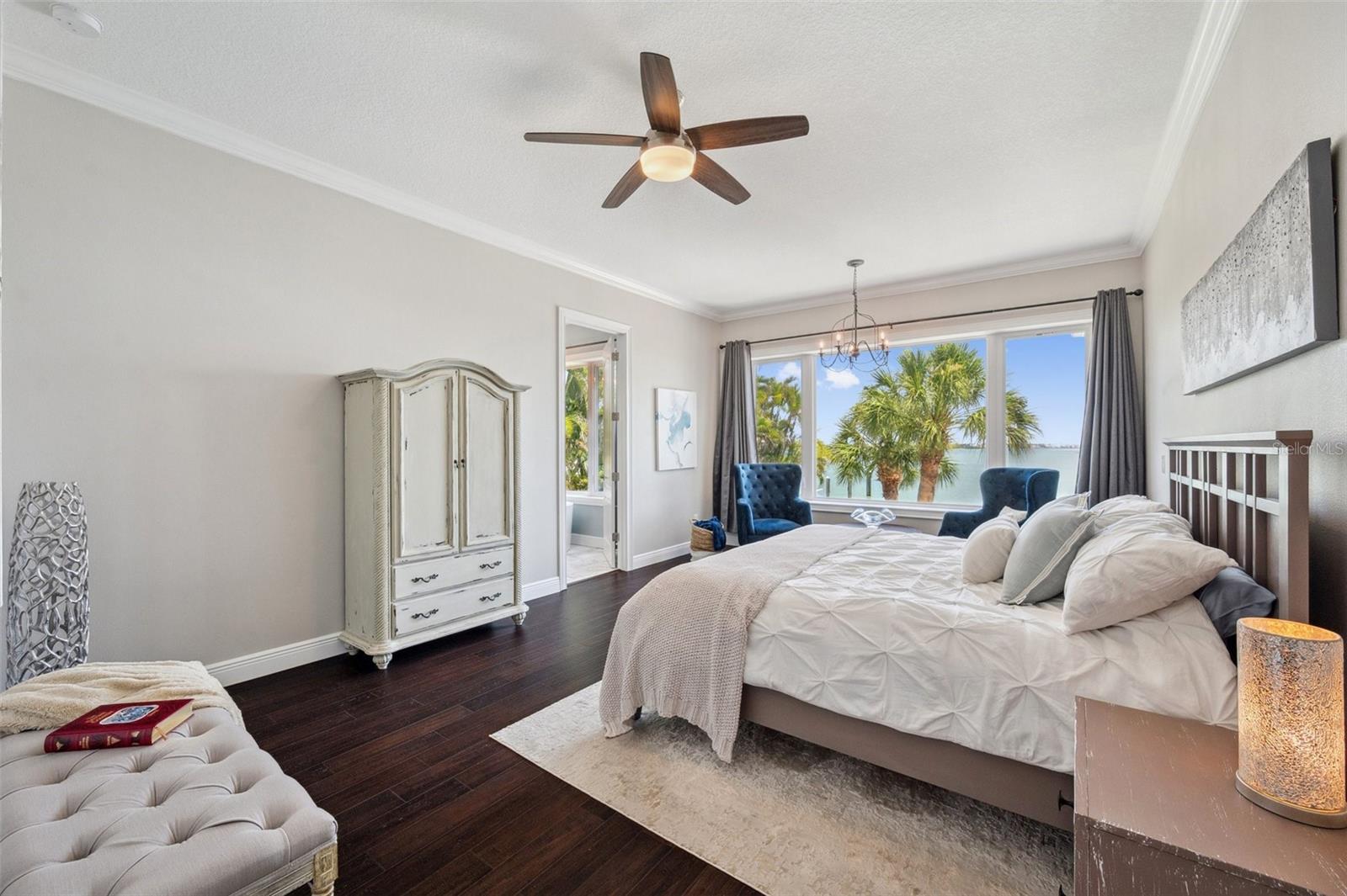 Image 28 of 62 For 7115 Bay Street