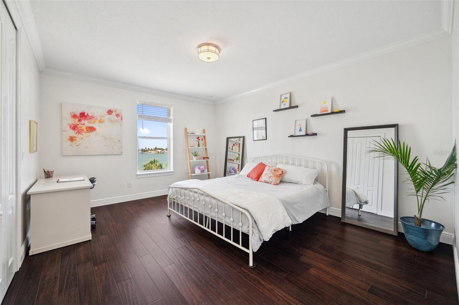 Image 40 of 62 For 7115 Bay Street