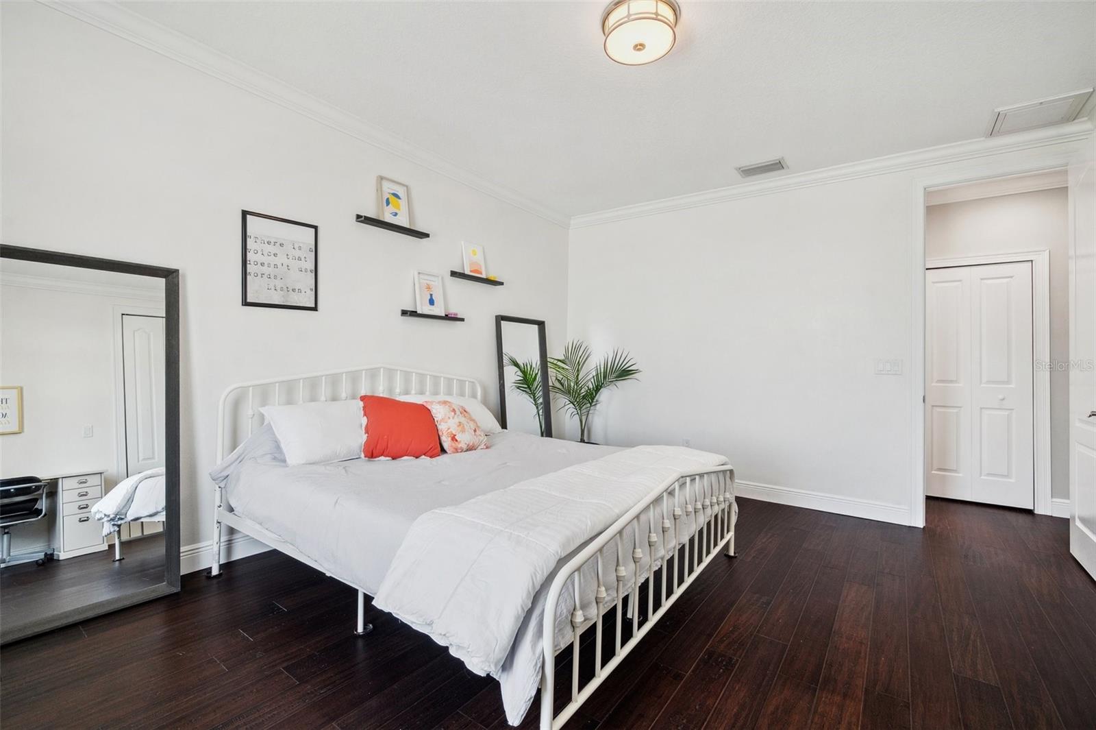 Image 43 of 62 For 7115 Bay Street