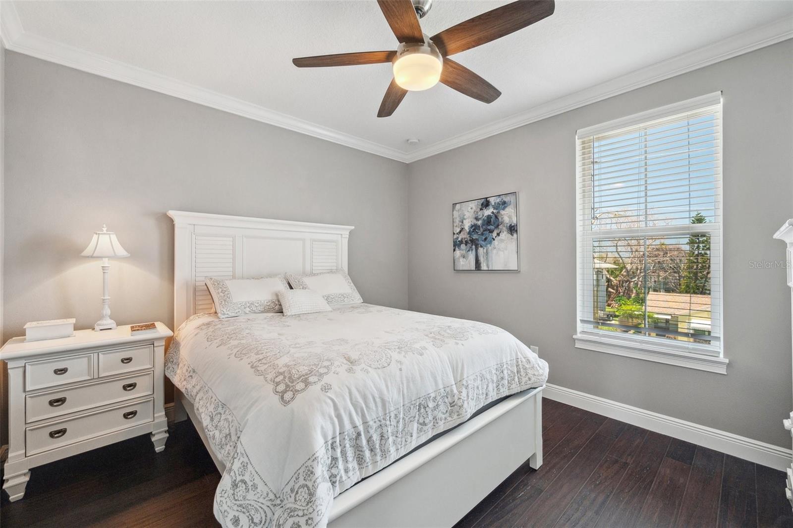 Image 52 of 62 For 7115 Bay Street