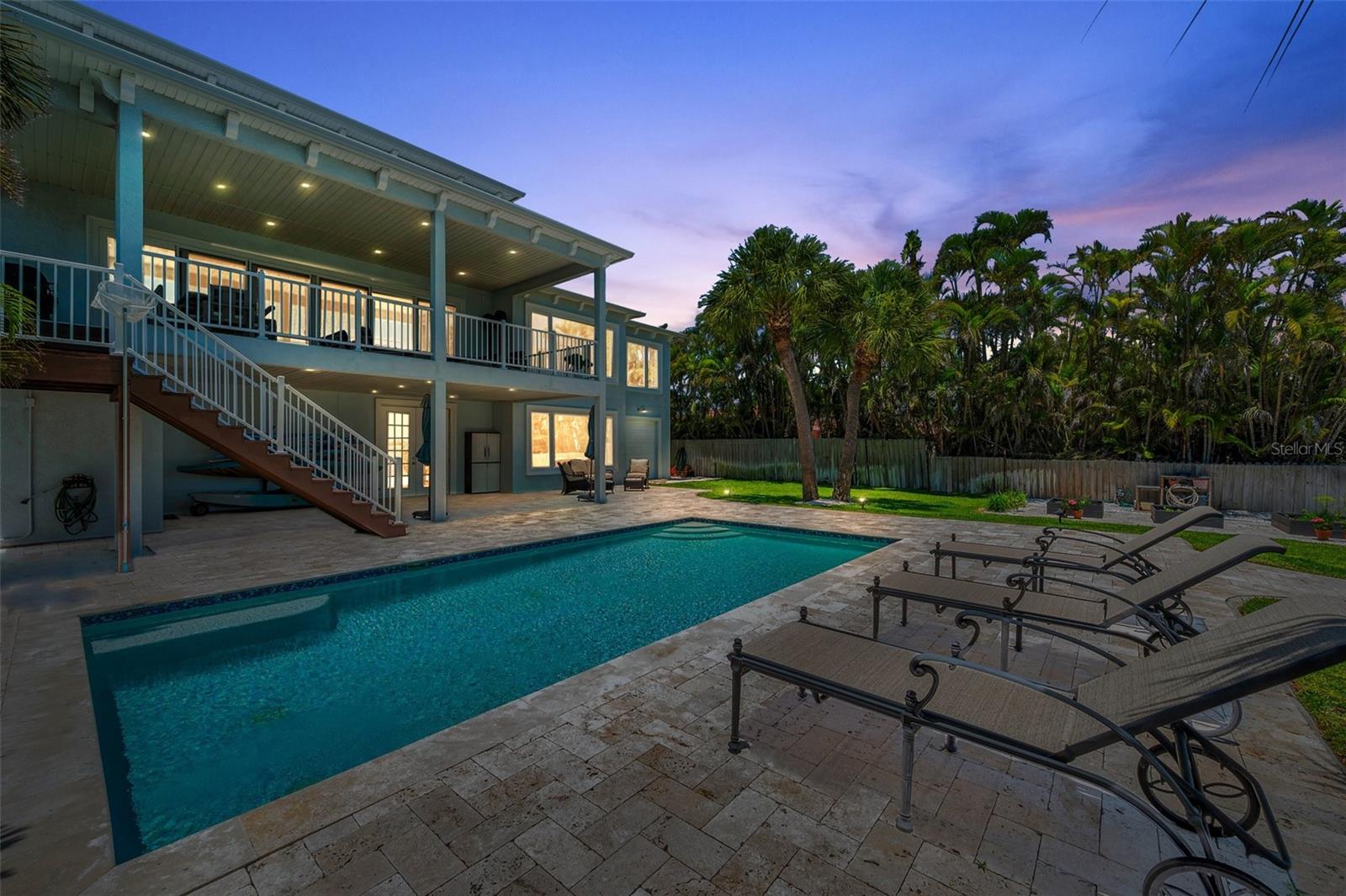 Image 7 of 62 For 7115 Bay Street