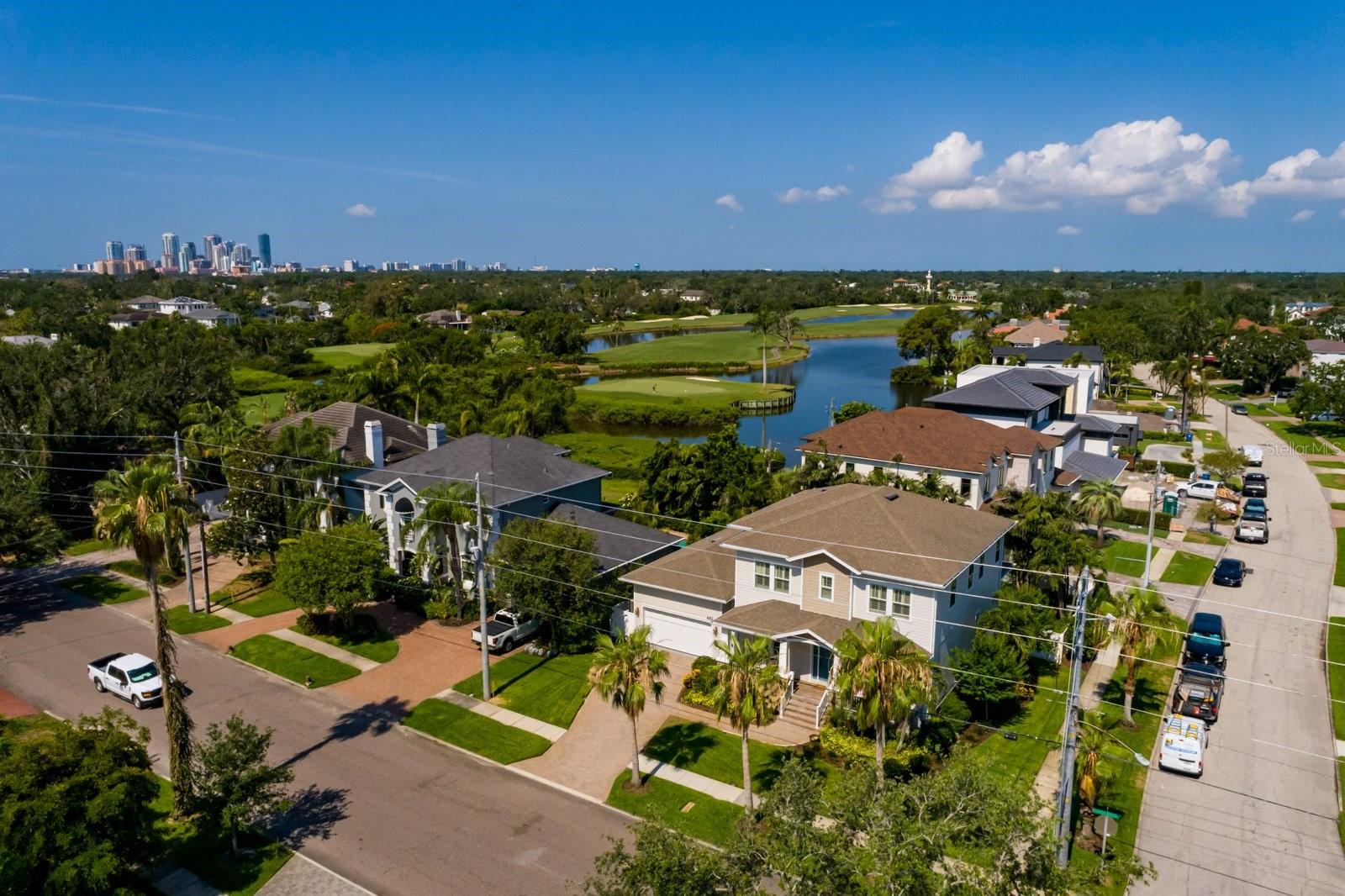 Image 51 of 81 For 852 Cordova Boulevard Ne