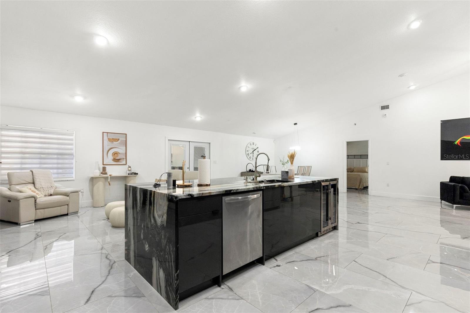 Image 25 of 71 For 8019 Gomez Avenue