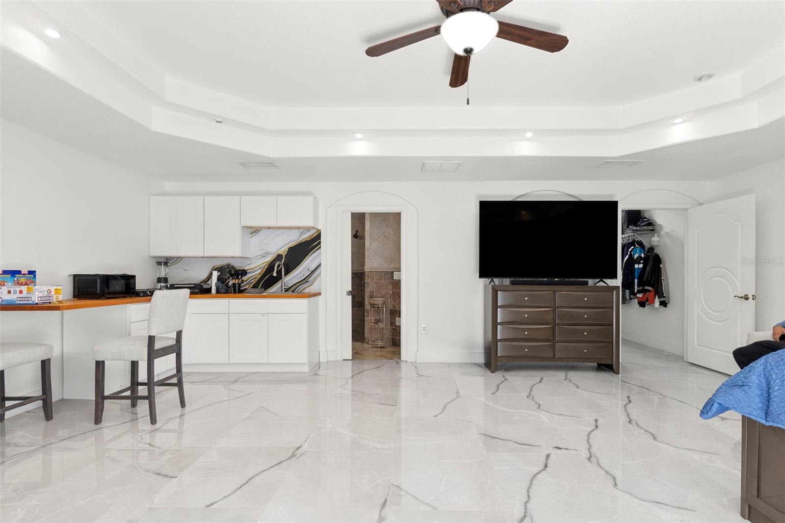 Image 28 of 71 For 8019 Gomez Avenue