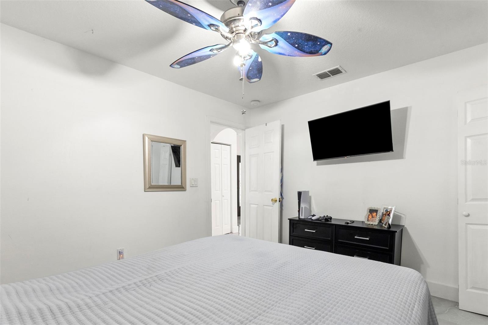 Image 38 of 71 For 8019 Gomez Avenue