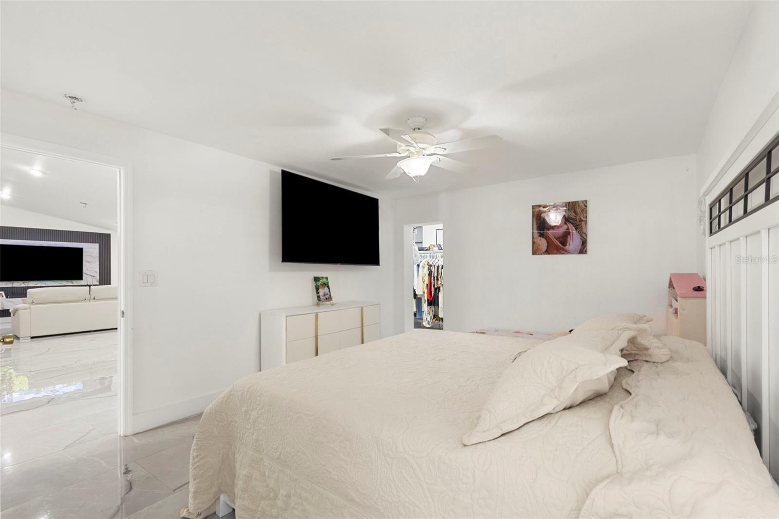 Image 42 of 71 For 8019 Gomez Avenue