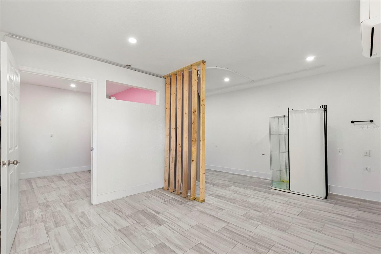 Image 44 of 71 For 8019 Gomez Avenue