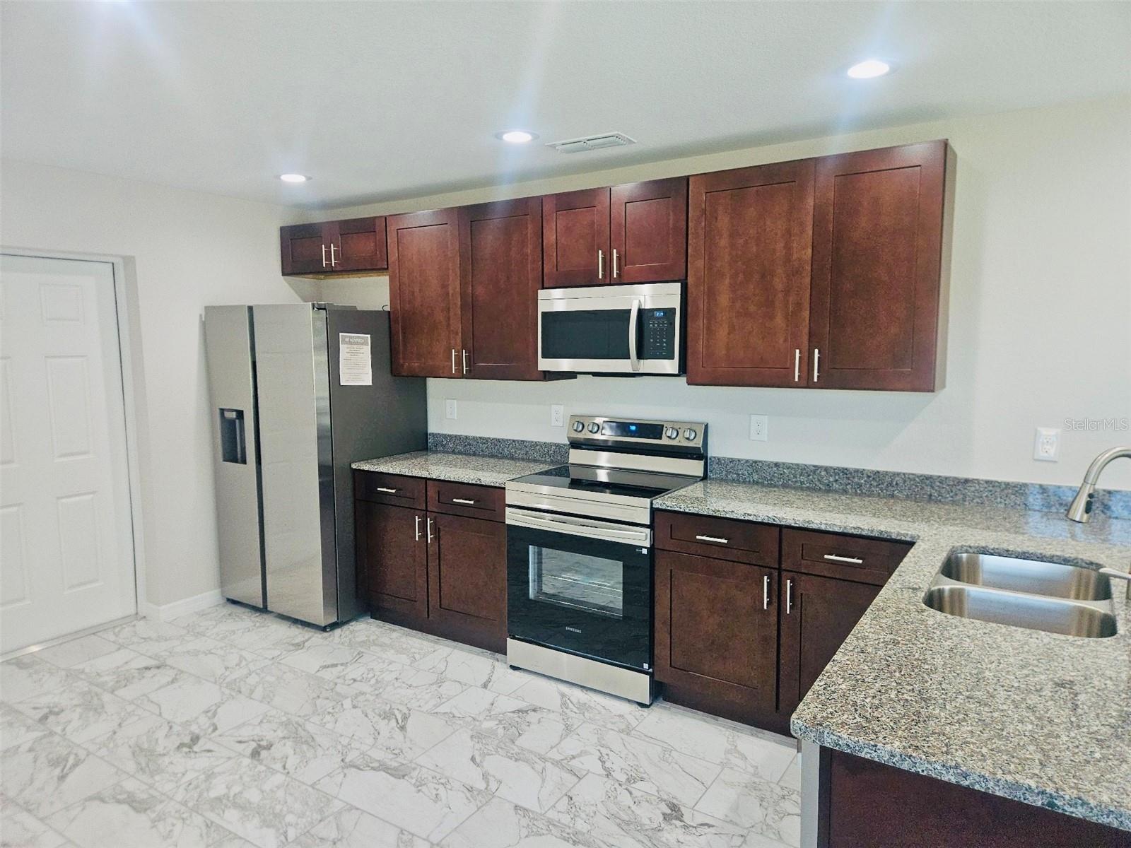 Image 10 of 18 For 334 Mountain Drive