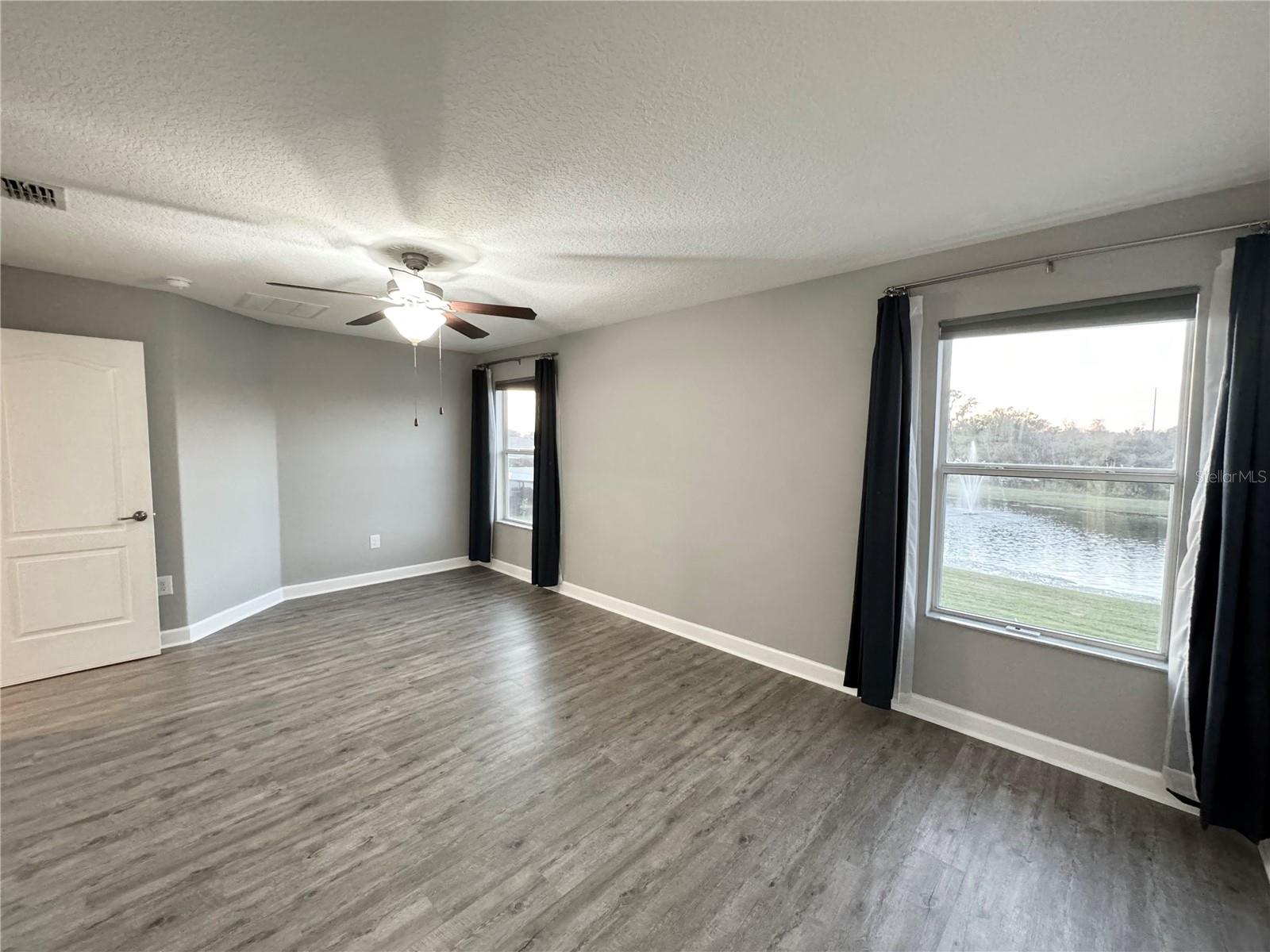 Image 27 of 49 For 11523 Peru Springs Place