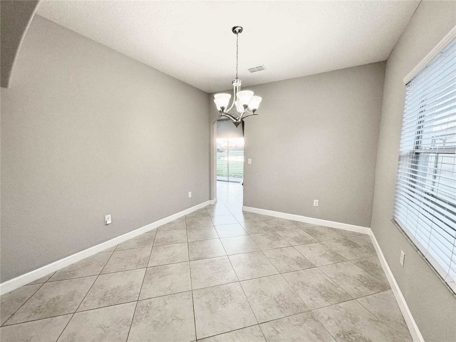 Image 8 of 49 For 11523 Peru Springs Place