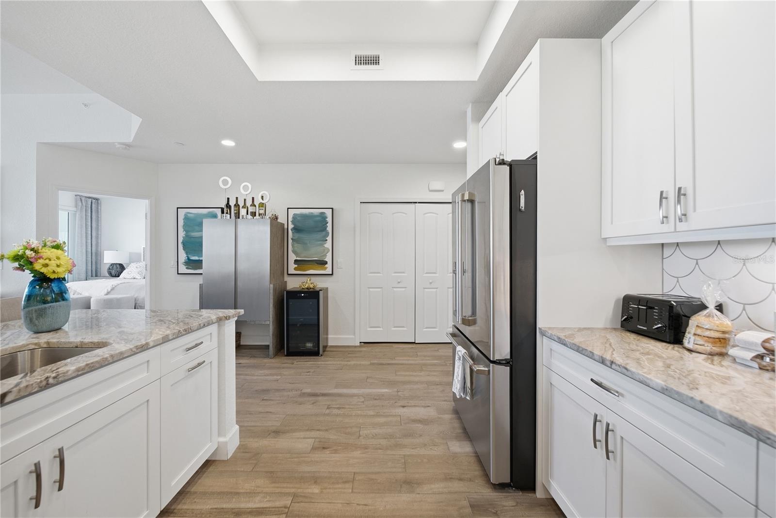 Image 12 of 39 For 20001 Gulf Boulevard 405