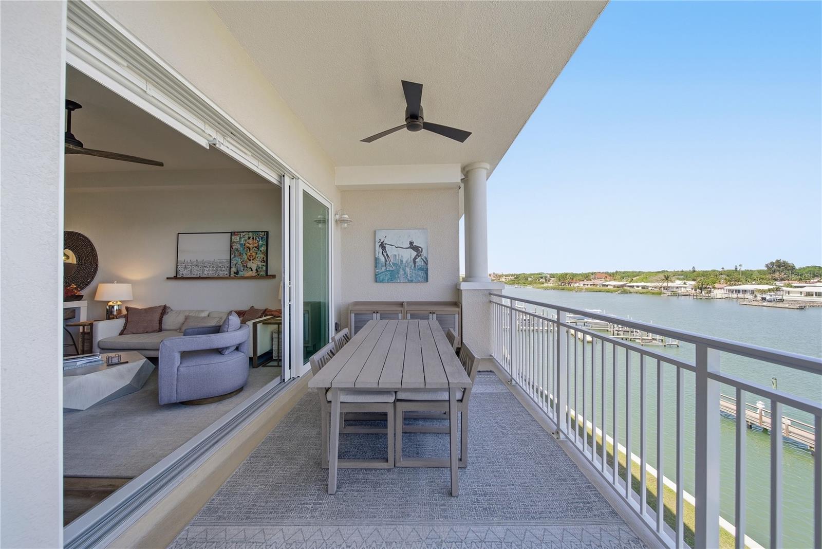 Image 20 of 39 For 20001 Gulf Boulevard 405