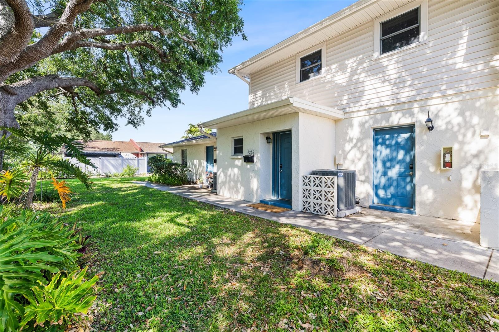 Image 23 of 25 For 7256 Moffatt Lane N