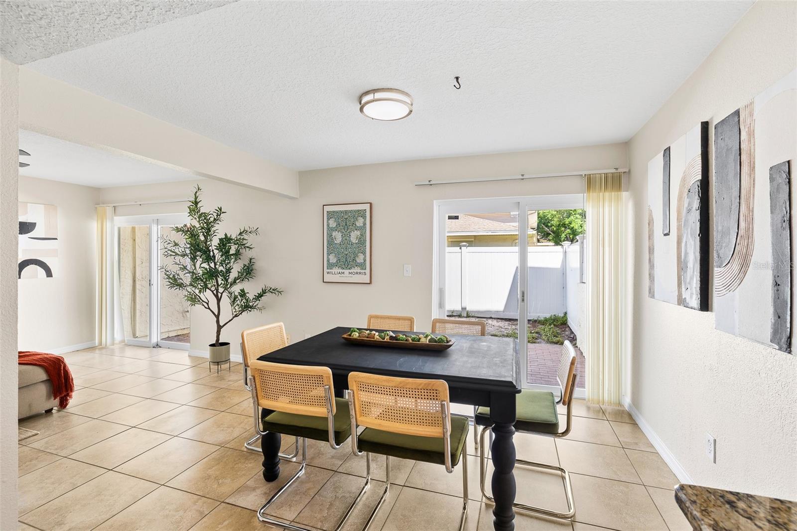 Image 9 of 25 For 7256 Moffatt Lane N