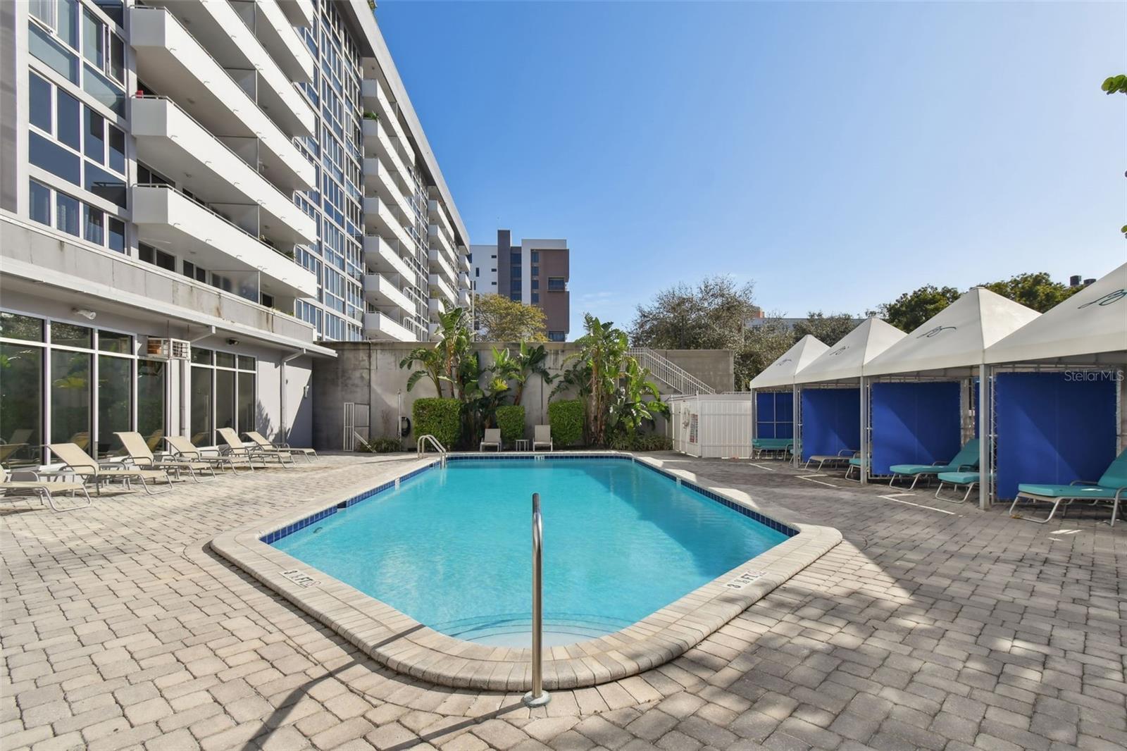 Image 16 of 46 For 470 3rd Street S 517