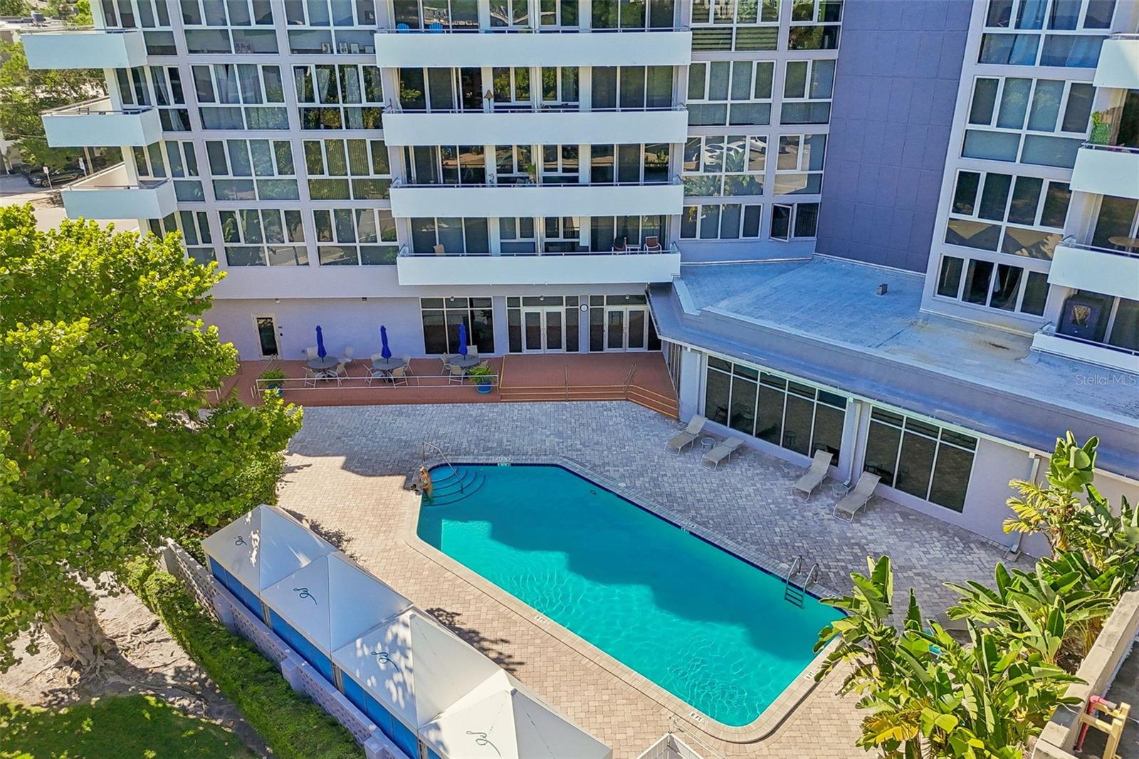 Image 17 of 46 For 470 3rd Street S 517