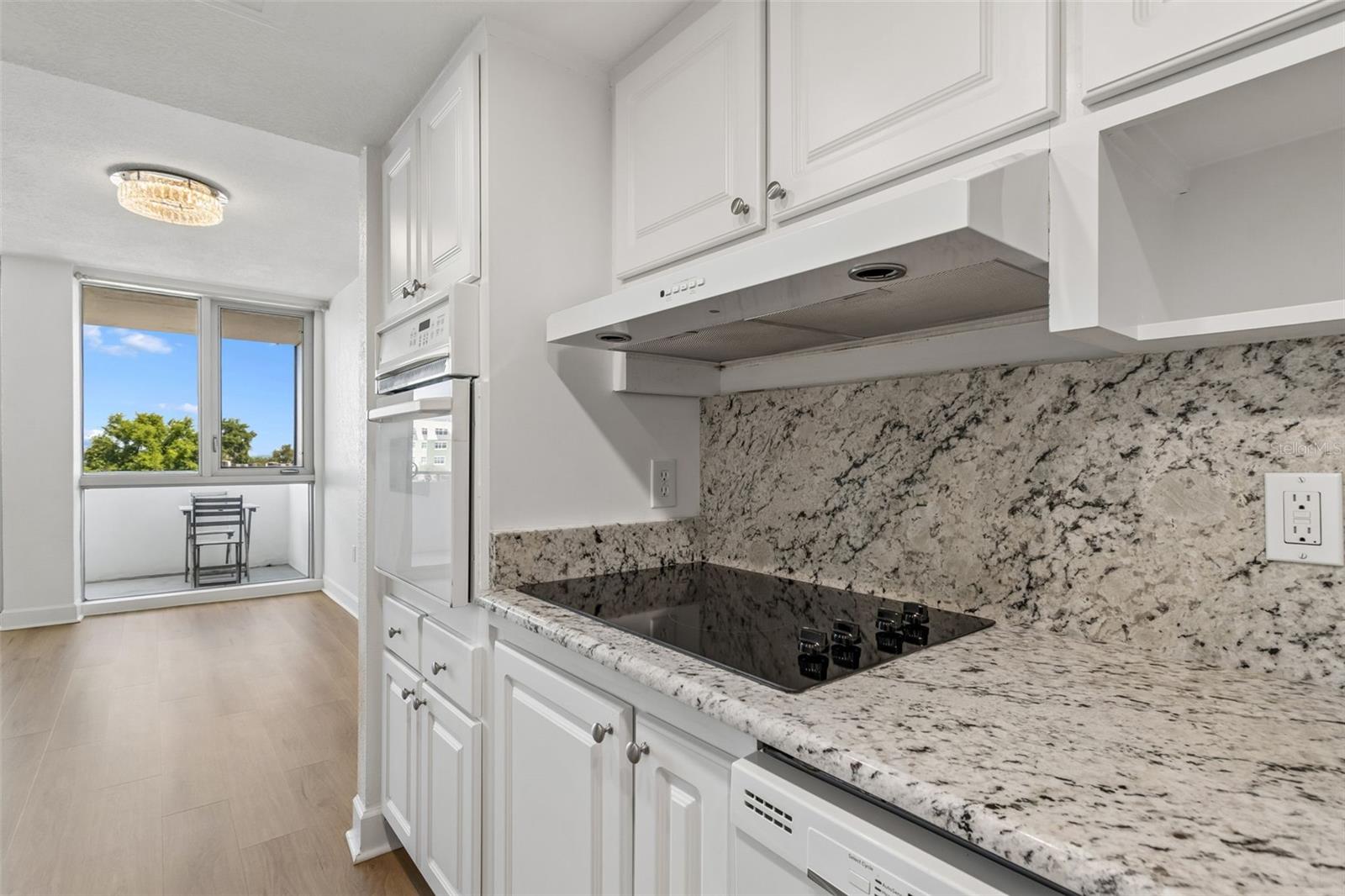 Image 23 of 46 For 470 3rd Street S 517