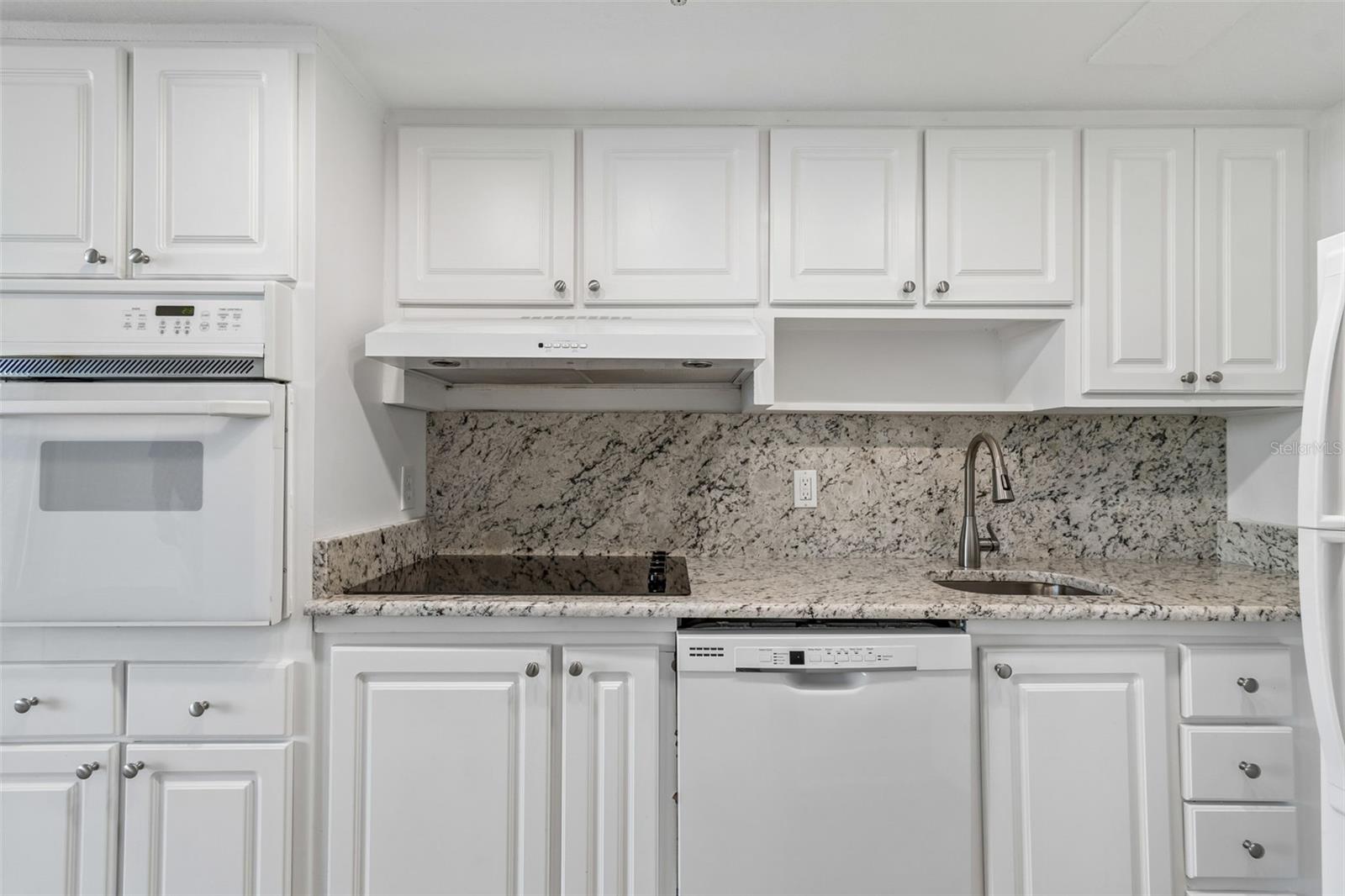 Image 24 of 46 For 470 3rd Street S 517