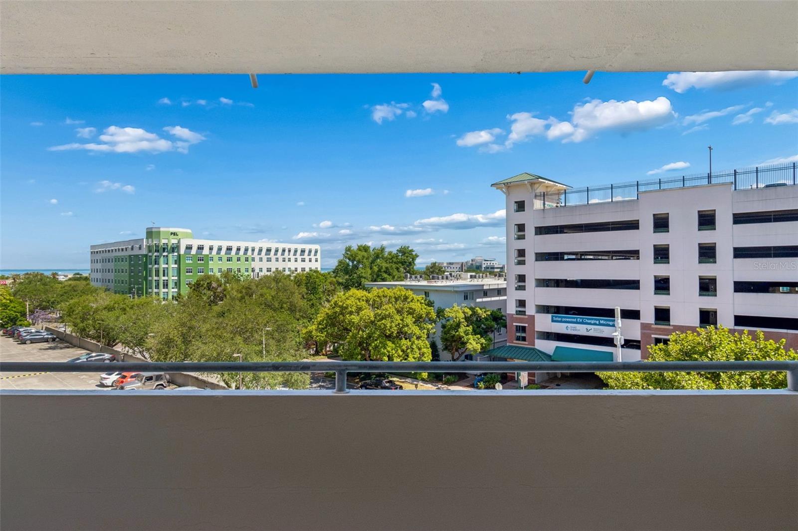 Image 39 of 46 For 470 3rd Street S 517