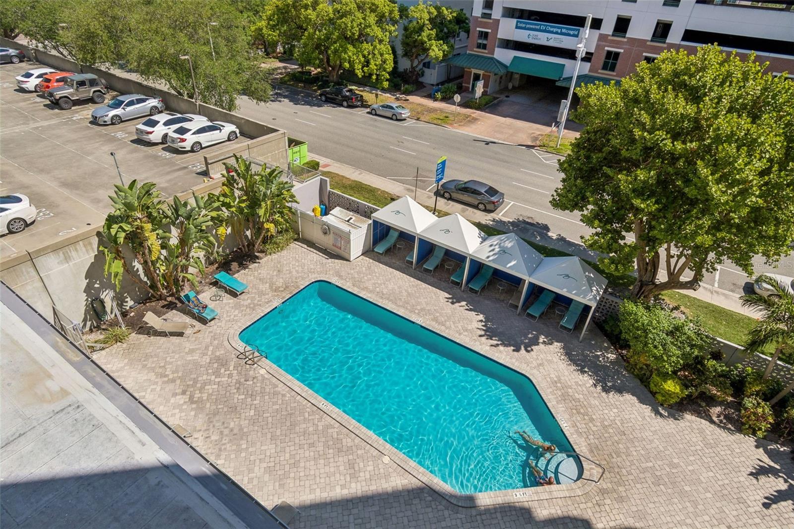 Image 40 of 46 For 470 3rd Street S 517