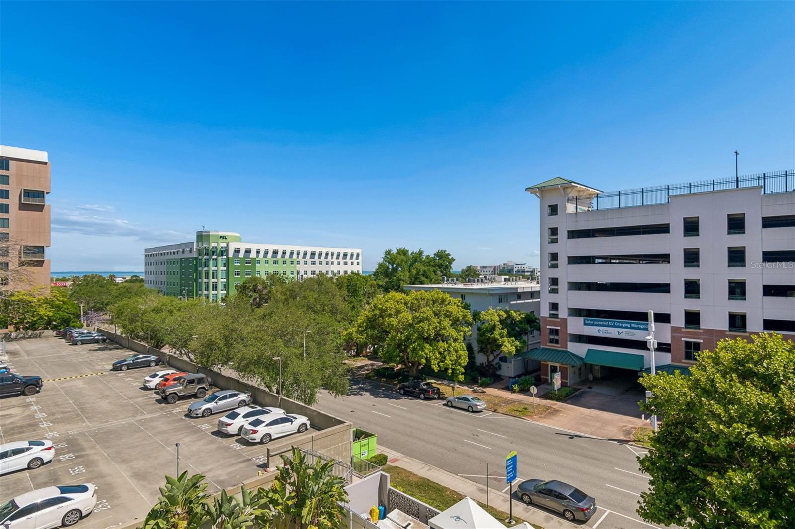 Image 42 of 46 For 470 3rd Street S 517