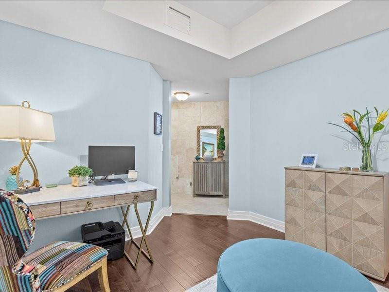 Listing photo id 9 for 331 Cleveland Street 1702