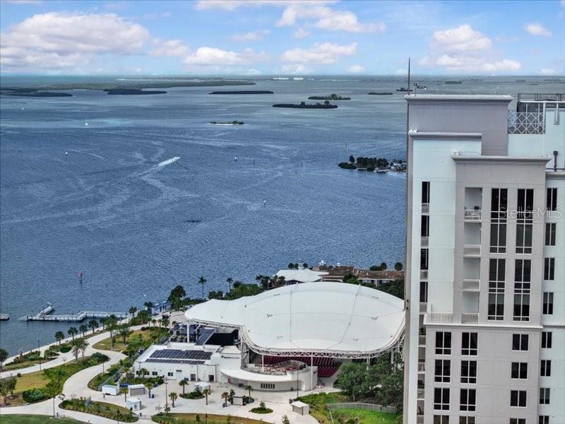 Listing photo id 80 for 331 Cleveland Street 1702