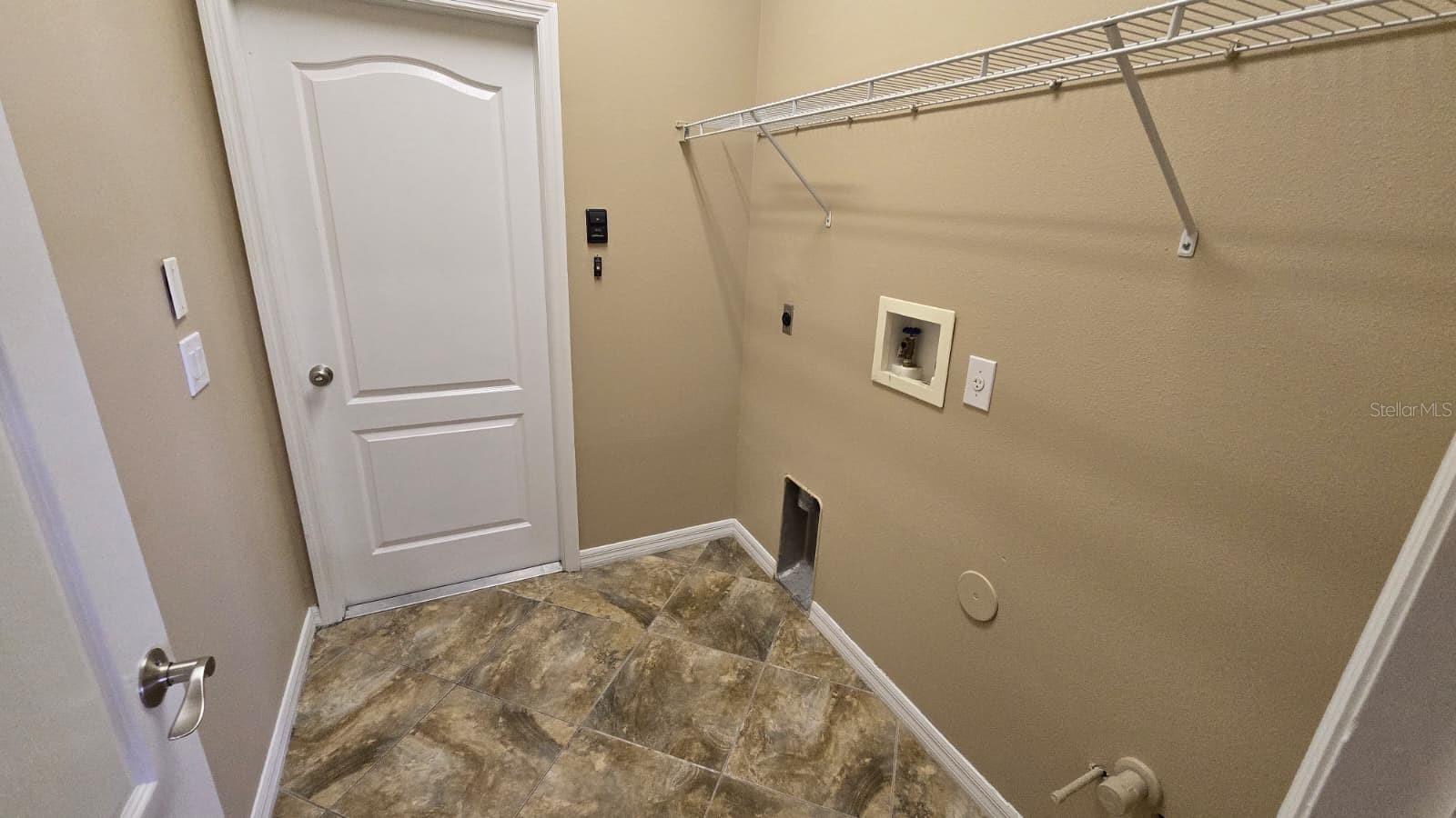 Image 13 of 16 For 20018 Oakflower Avenue