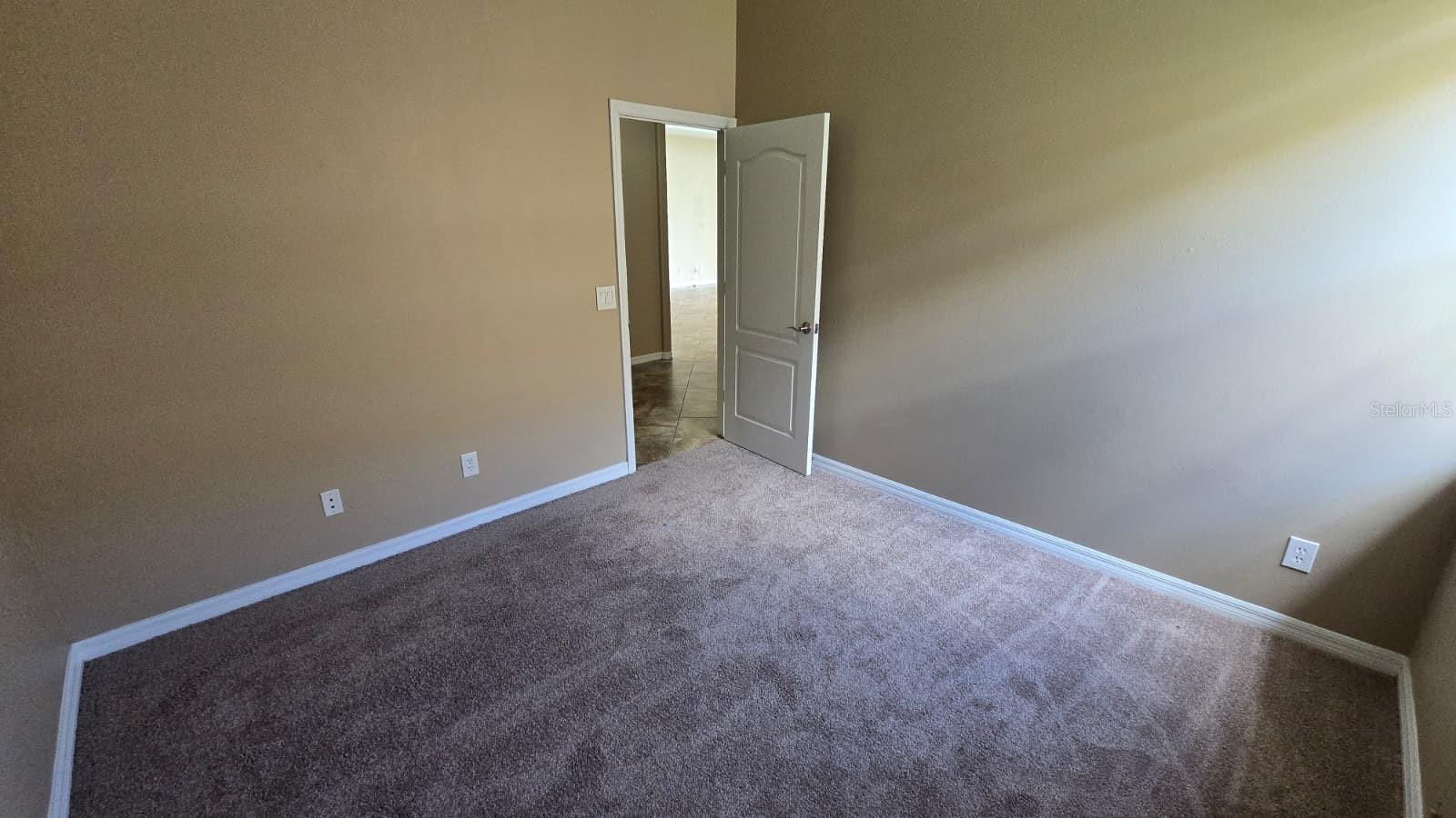 Image 8 of 16 For 20018 Oakflower Avenue