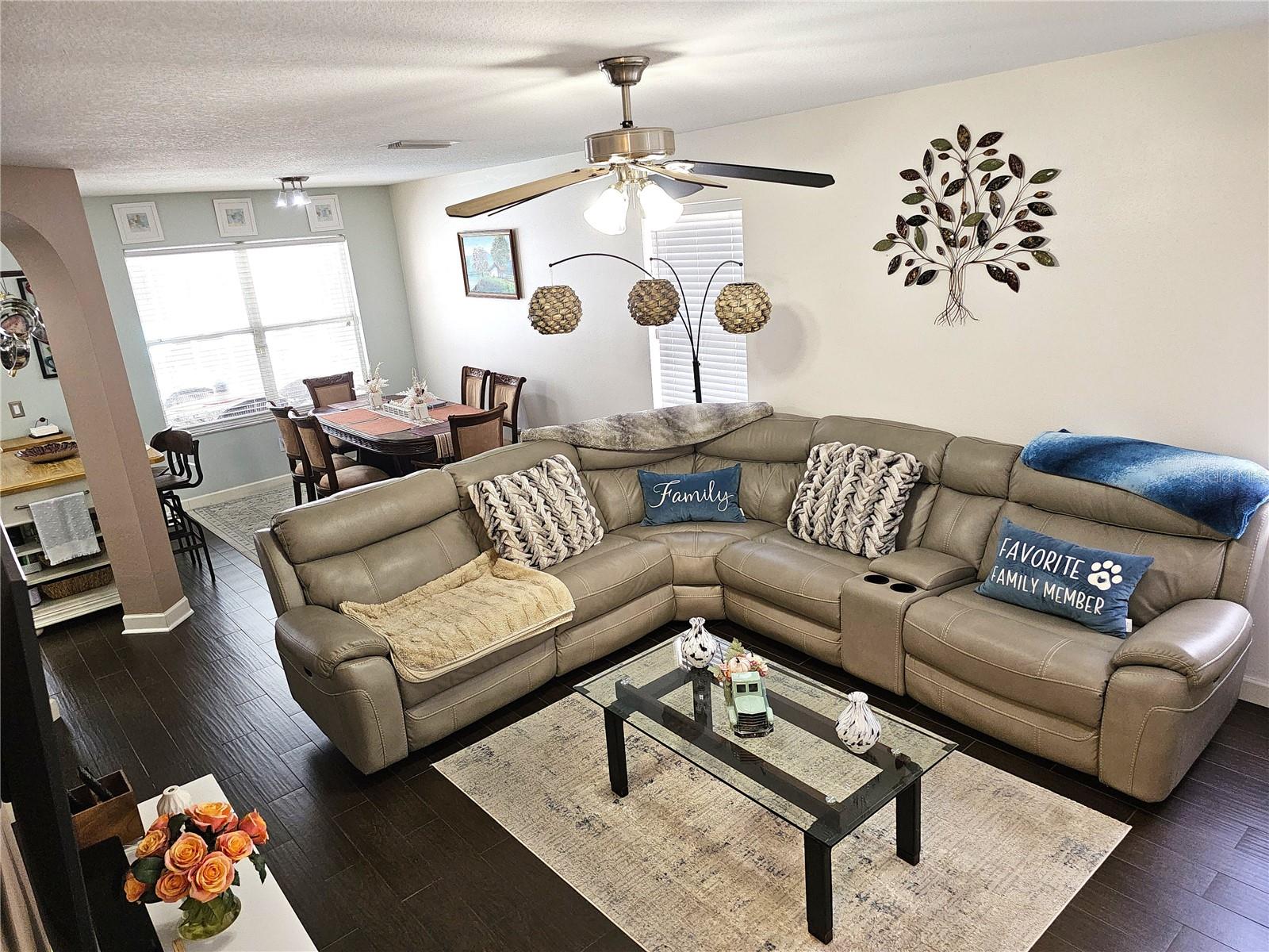 Image 23 of 59 For 1613 Mosaic Forest Drive