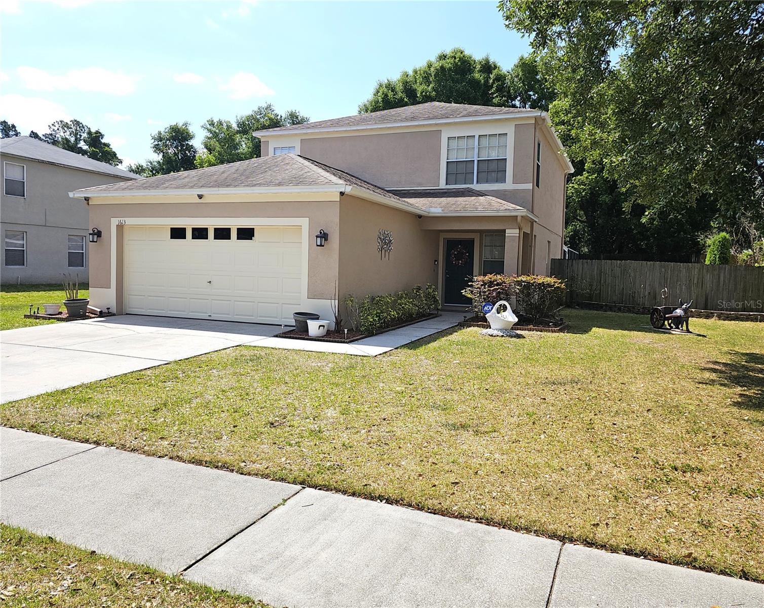 Image 5 of 59 For 1613 Mosaic Forest Drive