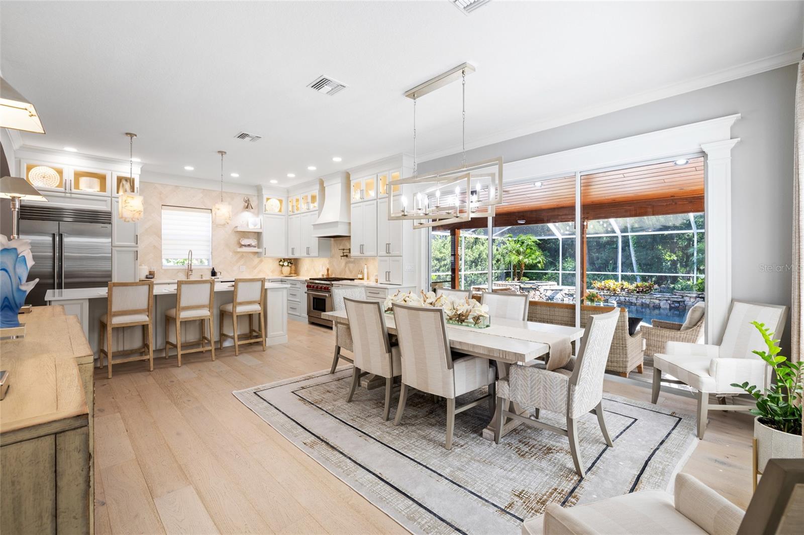 Listing photo id 8 for 9642 Gretna Green Drive