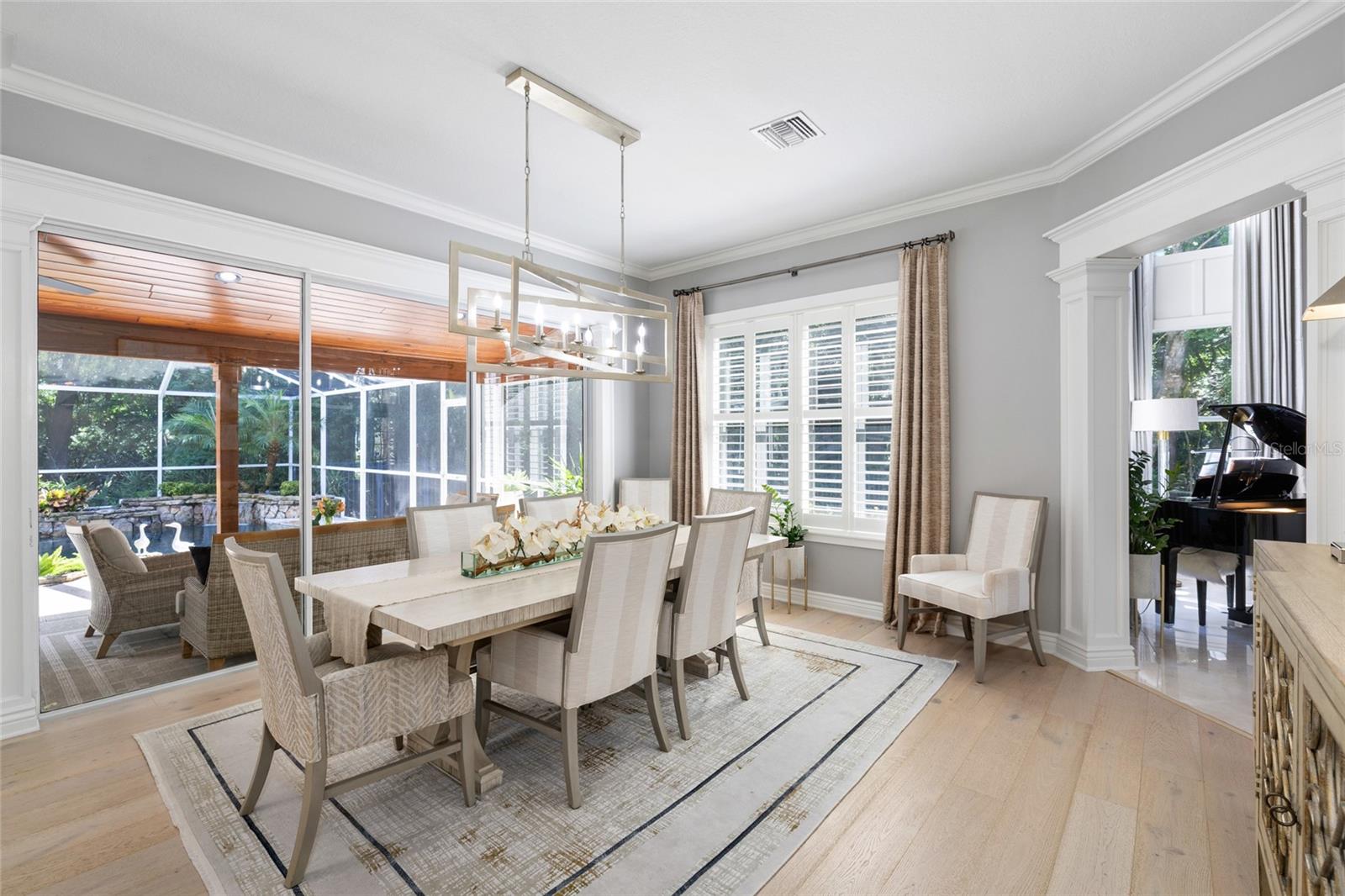 Listing photo id 9 for 9642 Gretna Green Drive