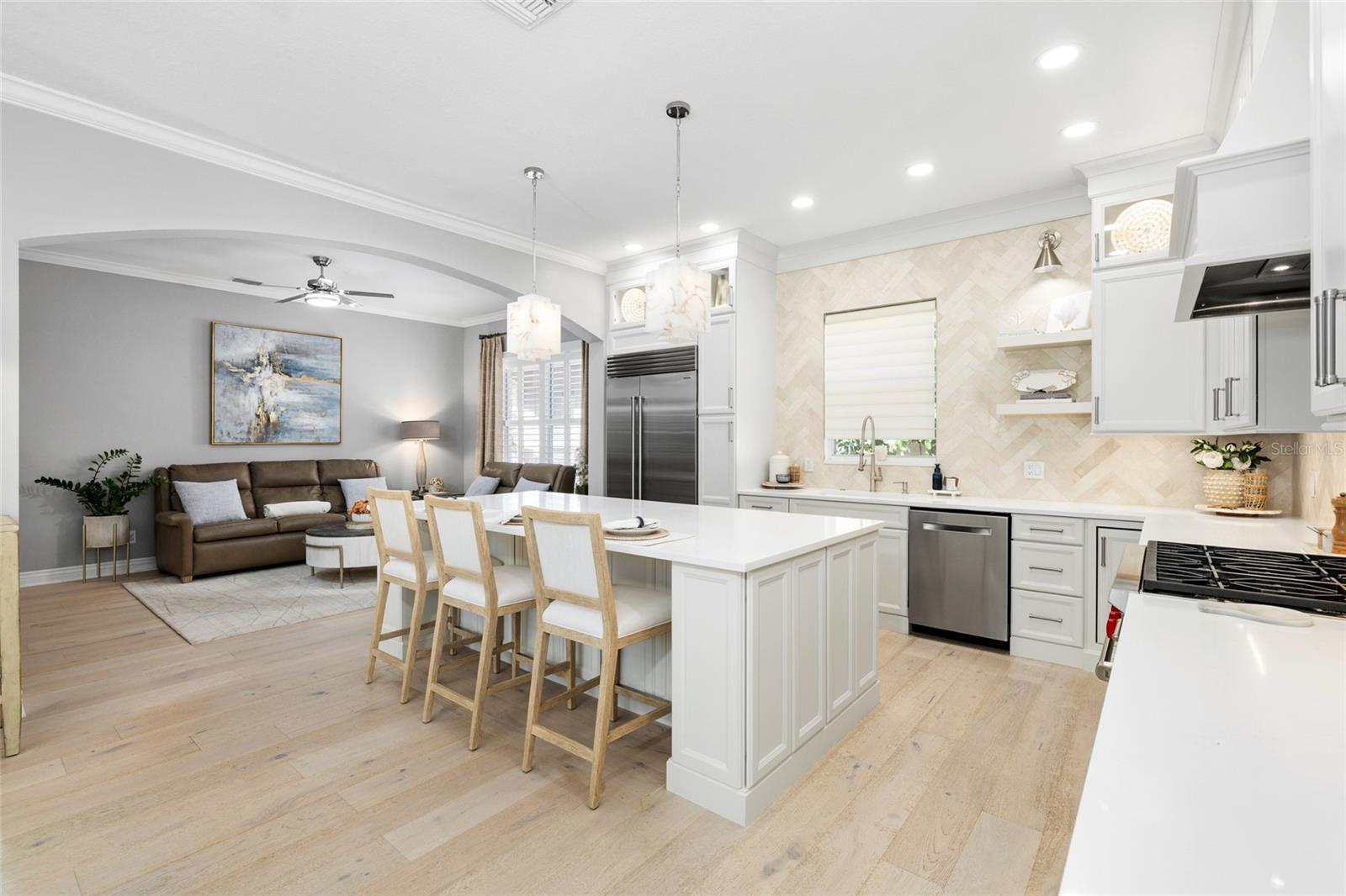 Listing photo id 15 for 9642 Gretna Green Drive