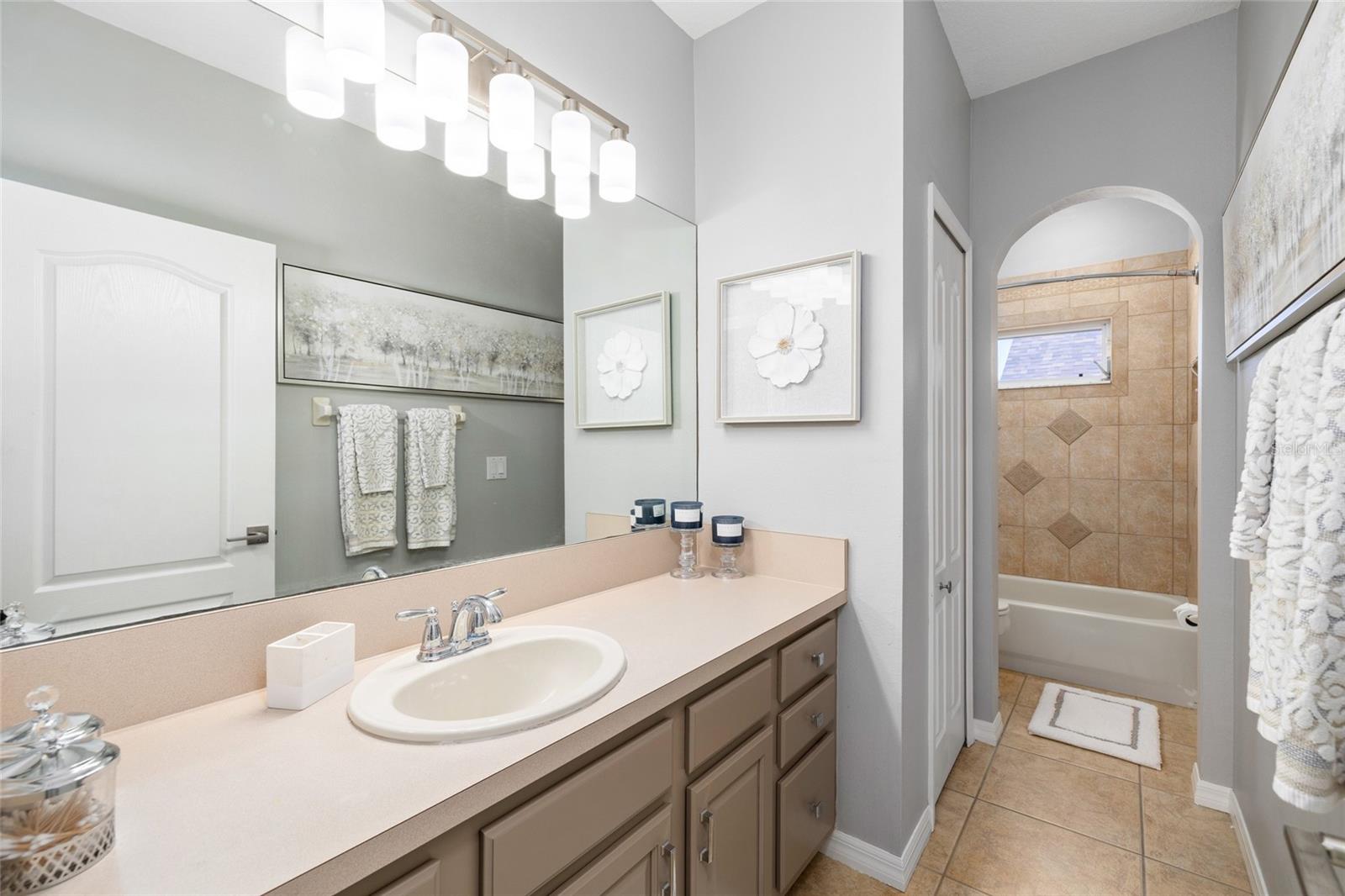 Listing photo id 26 for 9642 Gretna Green Drive