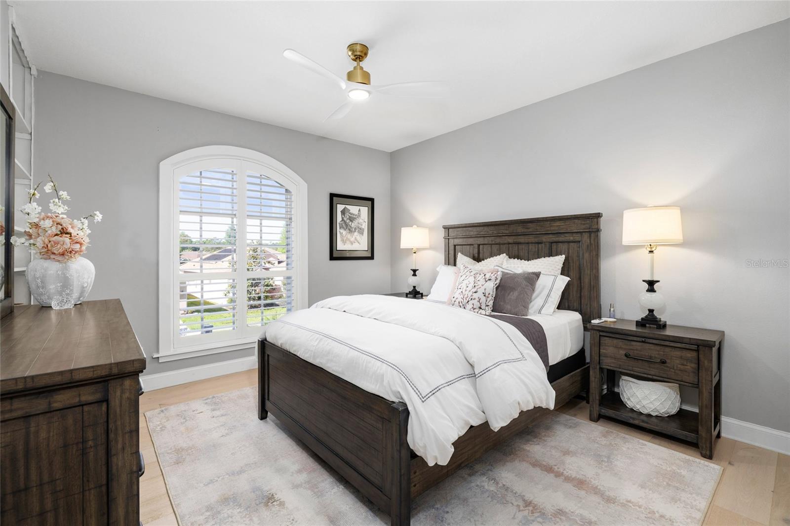 Listing photo id 29 for 9642 Gretna Green Drive