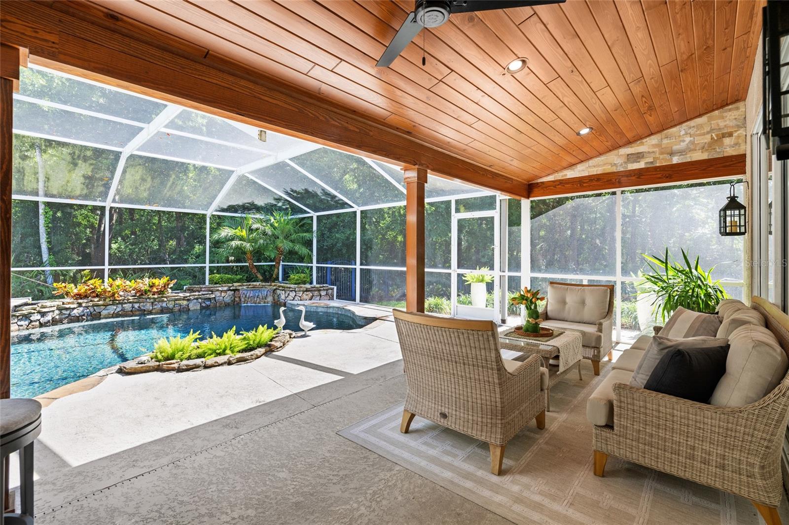 Listing photo id 34 for 9642 Gretna Green Drive