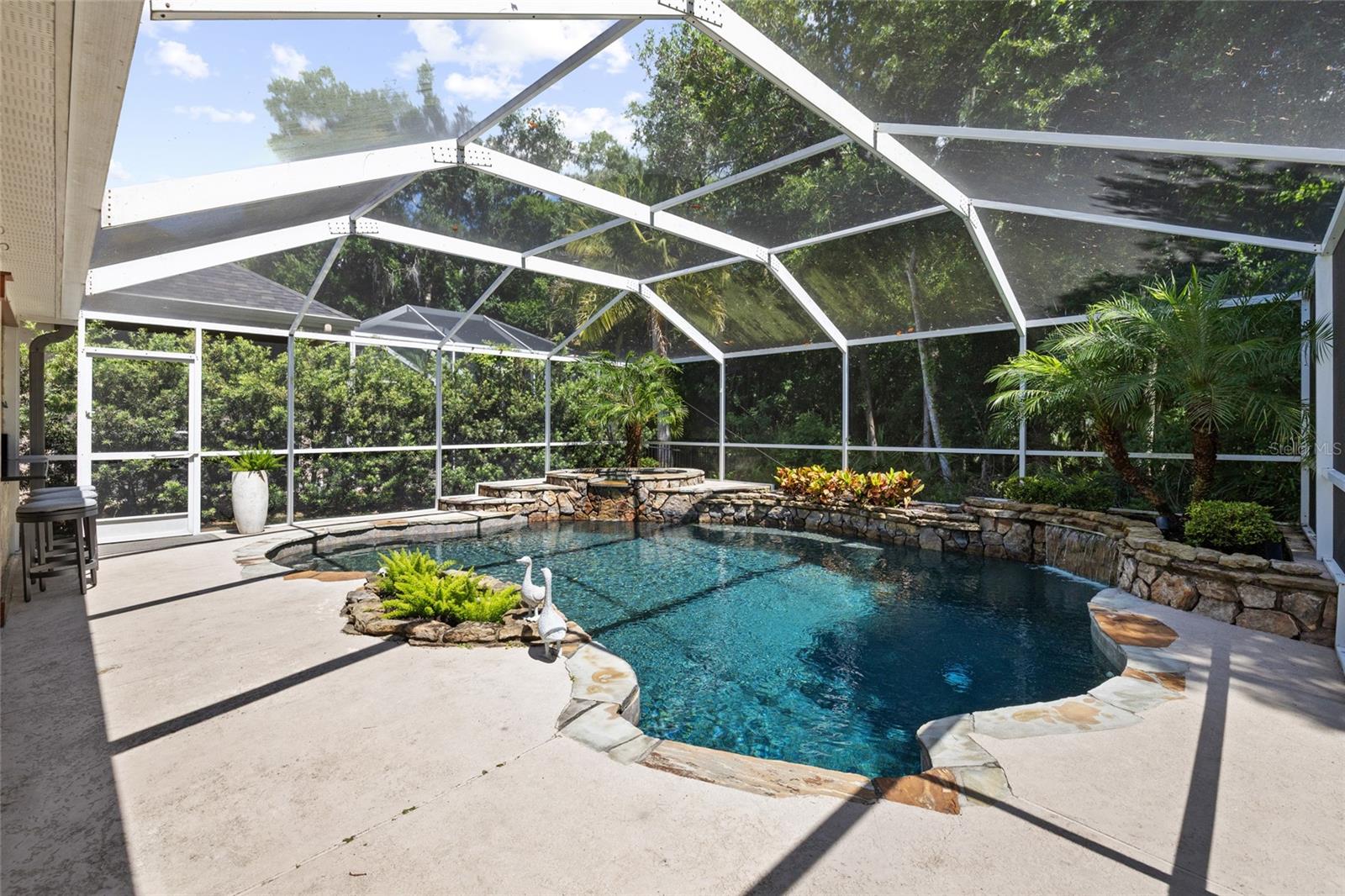 Listing photo id 37 for 9642 Gretna Green Drive