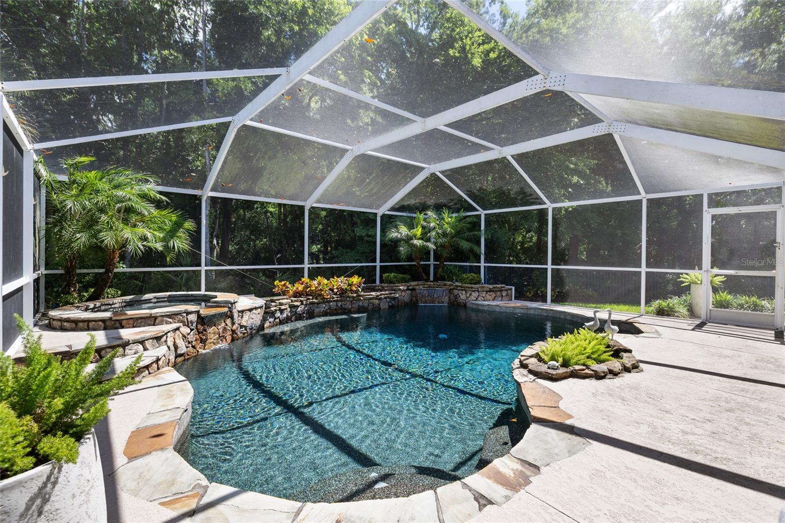 Listing photo id 38 for 9642 Gretna Green Drive