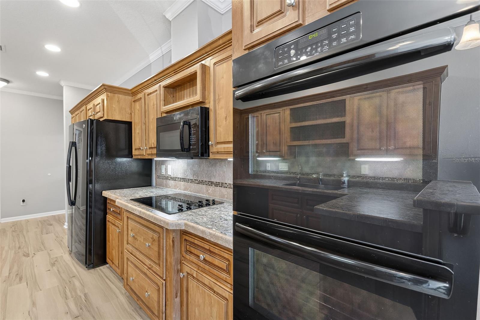 Image 11 of 39 For 530 San Clemente Circle