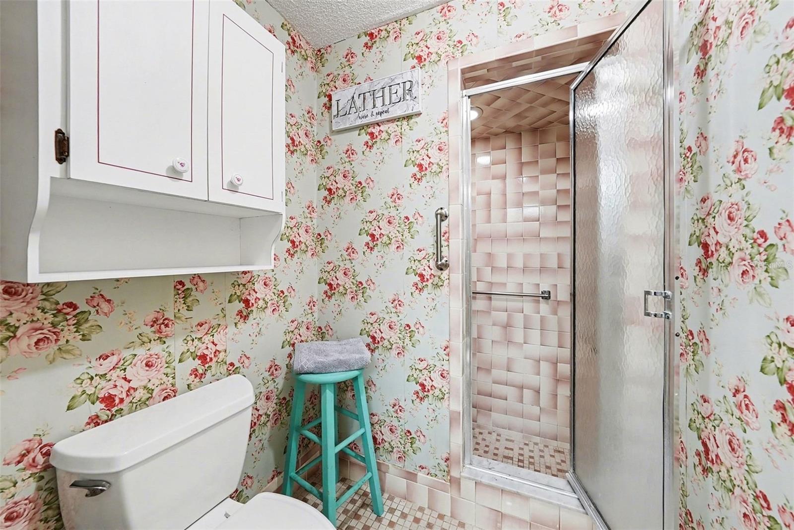 Image 13 of 22 For 8251 Earlshire Lane