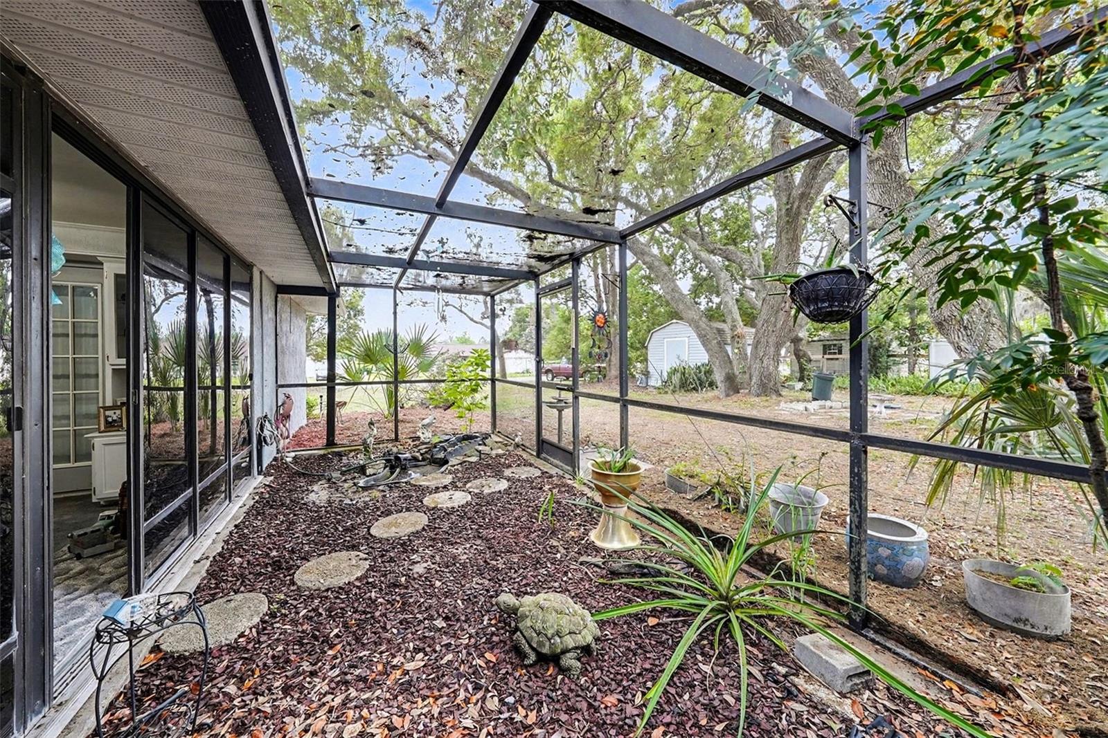 Image 17 of 22 For 8251 Earlshire Lane