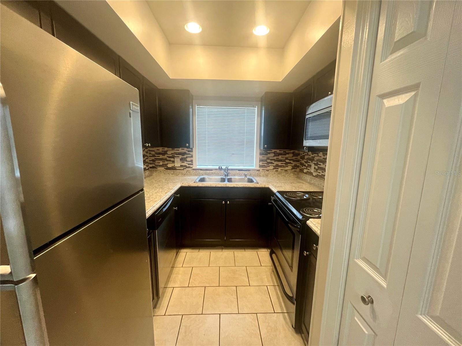 Image 6 of 15 For 505 Westland Avenue