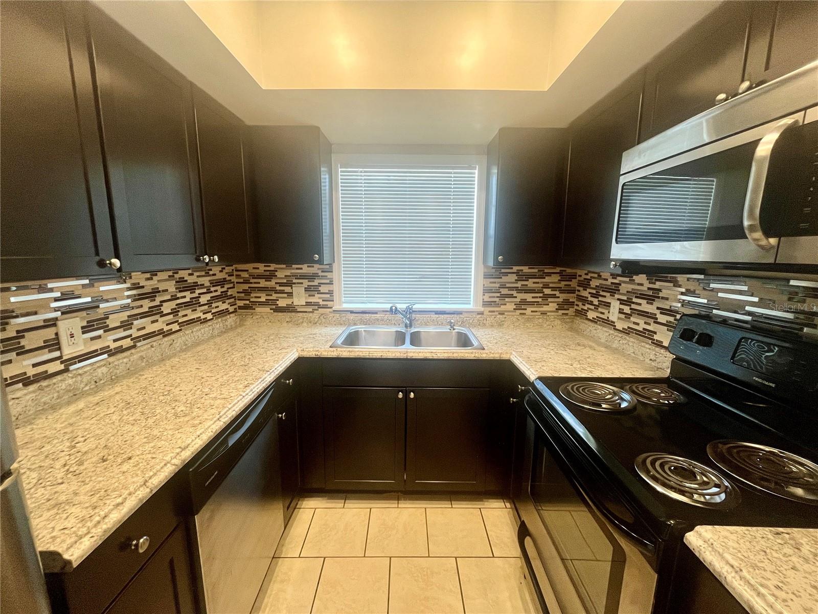 Image 7 of 15 For 505 Westland Avenue