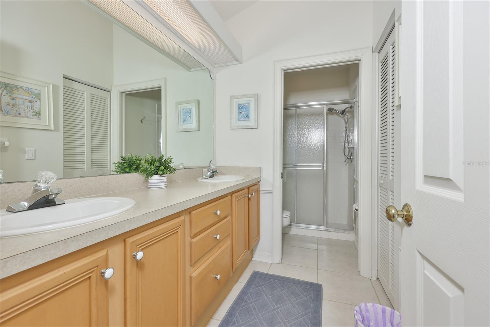 Image 17 of 29 For 1115 Golfview Woods Drive