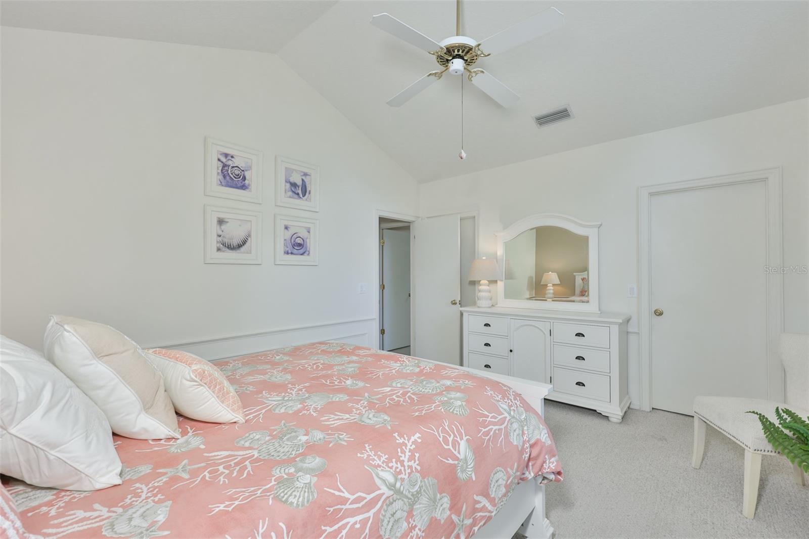 Image 19 of 29 For 1115 Golfview Woods Drive